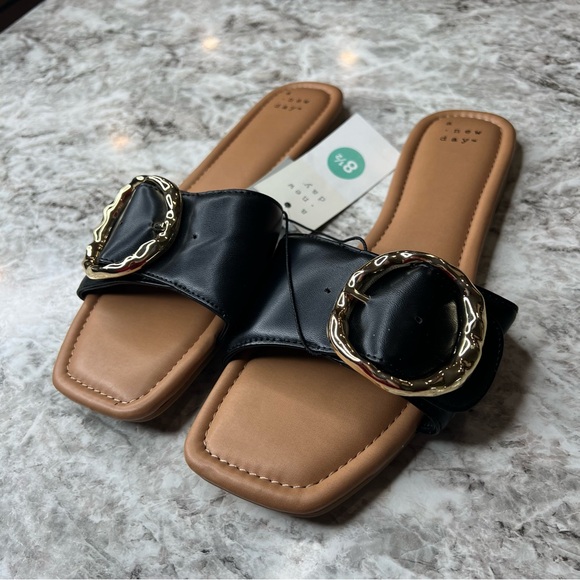 a new day sandals shoes black gold buckle size 7.5  new with tags Bennie - Picture 2 of 5